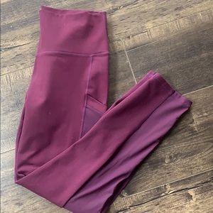 Fabletics Powerhold Capris, size small